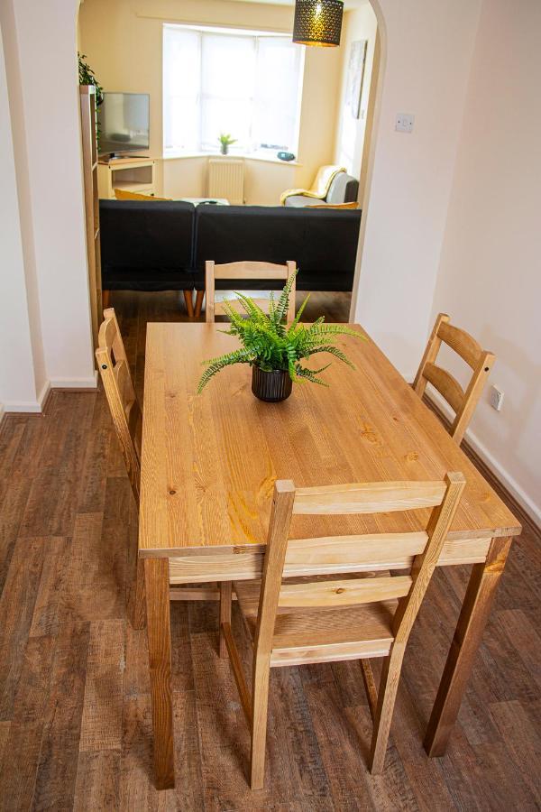 Cosy 3-Bed Home Close To City Centre マンチェスター エクステリア 写真