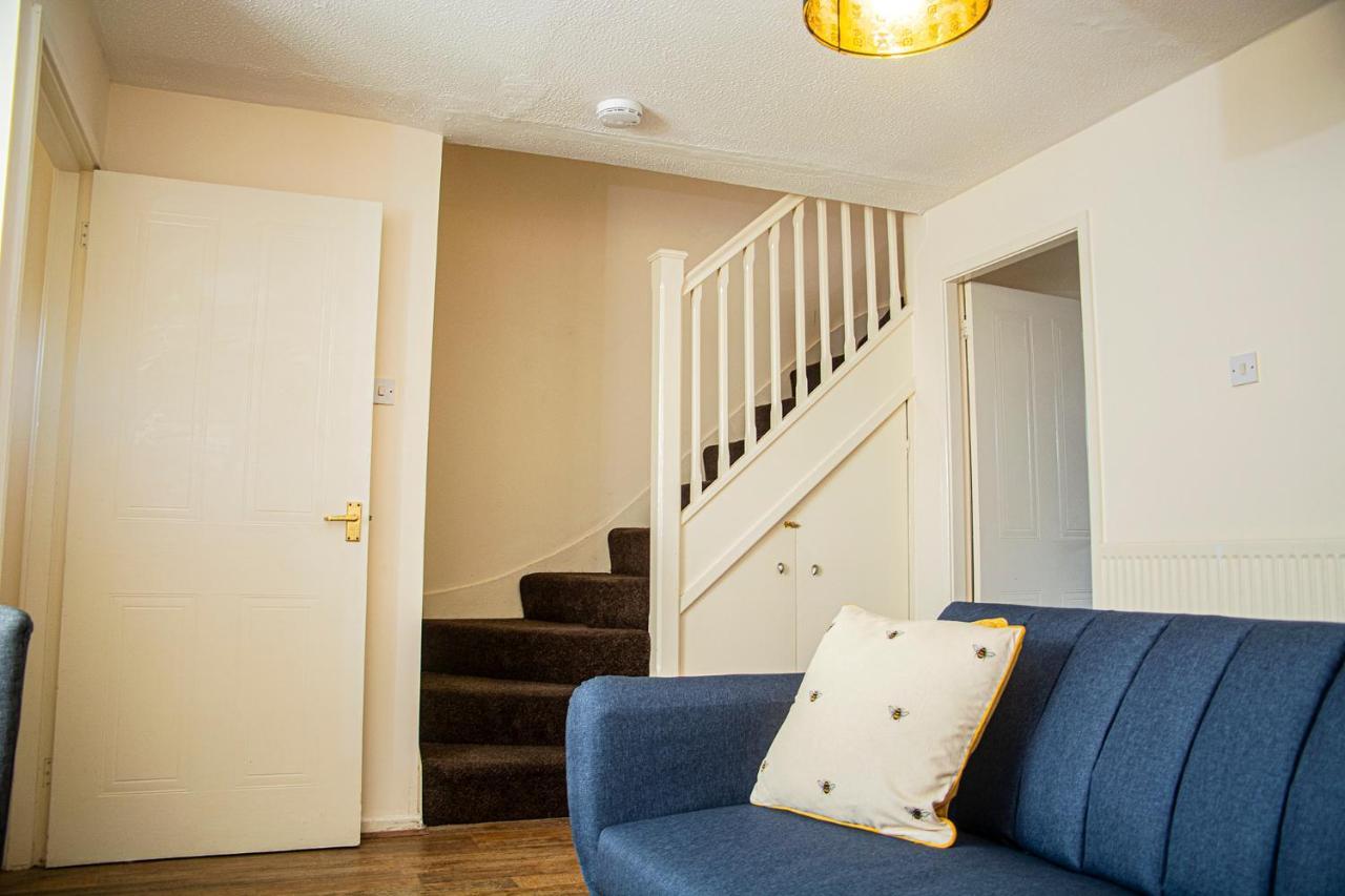 Cosy 3-Bed Home Close To City Centre マンチェスター エクステリア 写真