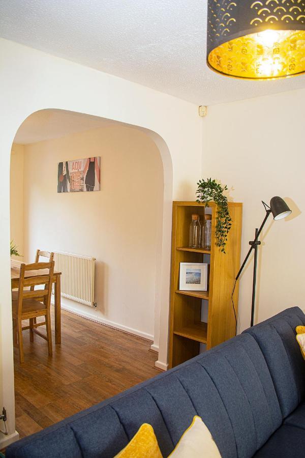 Cosy 3-Bed Home Close To City Centre マンチェスター エクステリア 写真