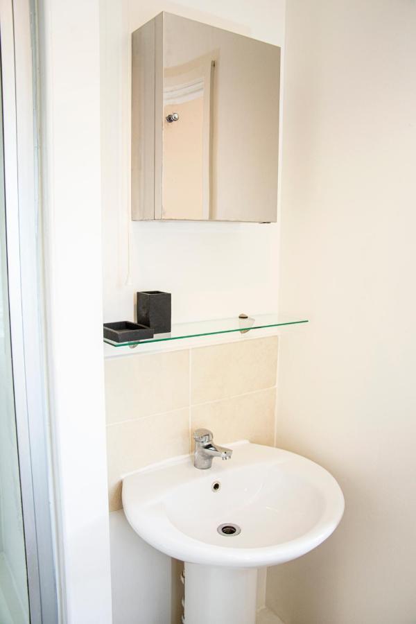 Cosy 3-Bed Home Close To City Centre マンチェスター エクステリア 写真