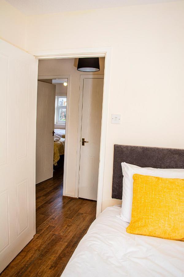 Cosy 3-Bed Home Close To City Centre マンチェスター エクステリア 写真